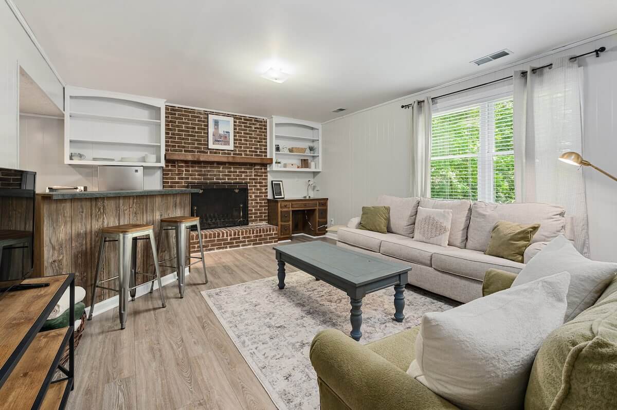 31 Airbnbs In Birmingham Al For ALL Budgets!