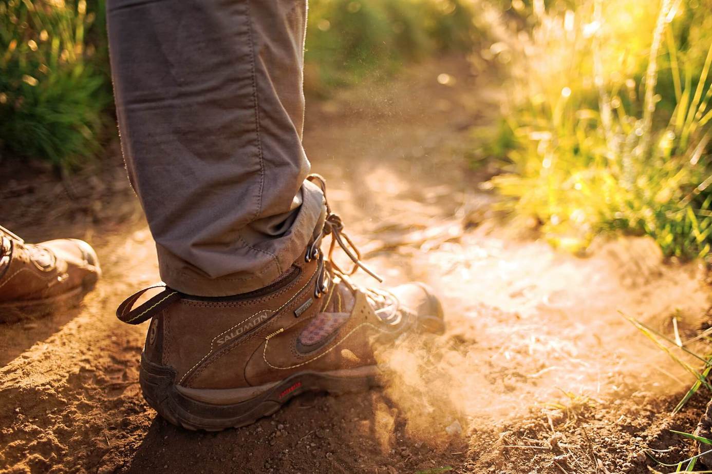 31 Best Hiking Boots For Flat Feet [Reviewed Personally!] 2023