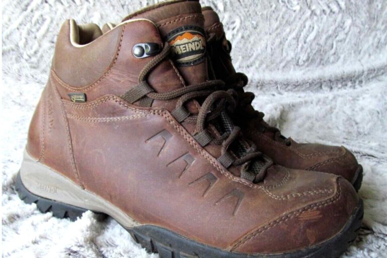 wide fit walking boots