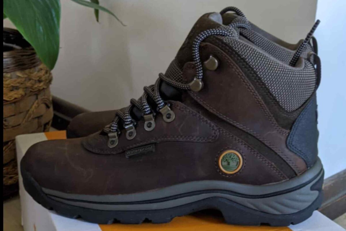 wide fit walking boots