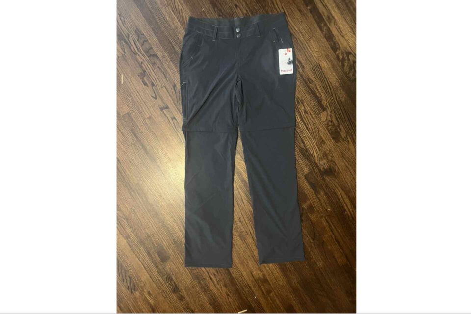 19 Best Hiking Pants For Curvy Figures Like Me! [2024]