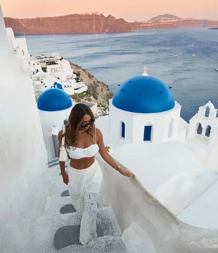 Santorini Greece Outfits