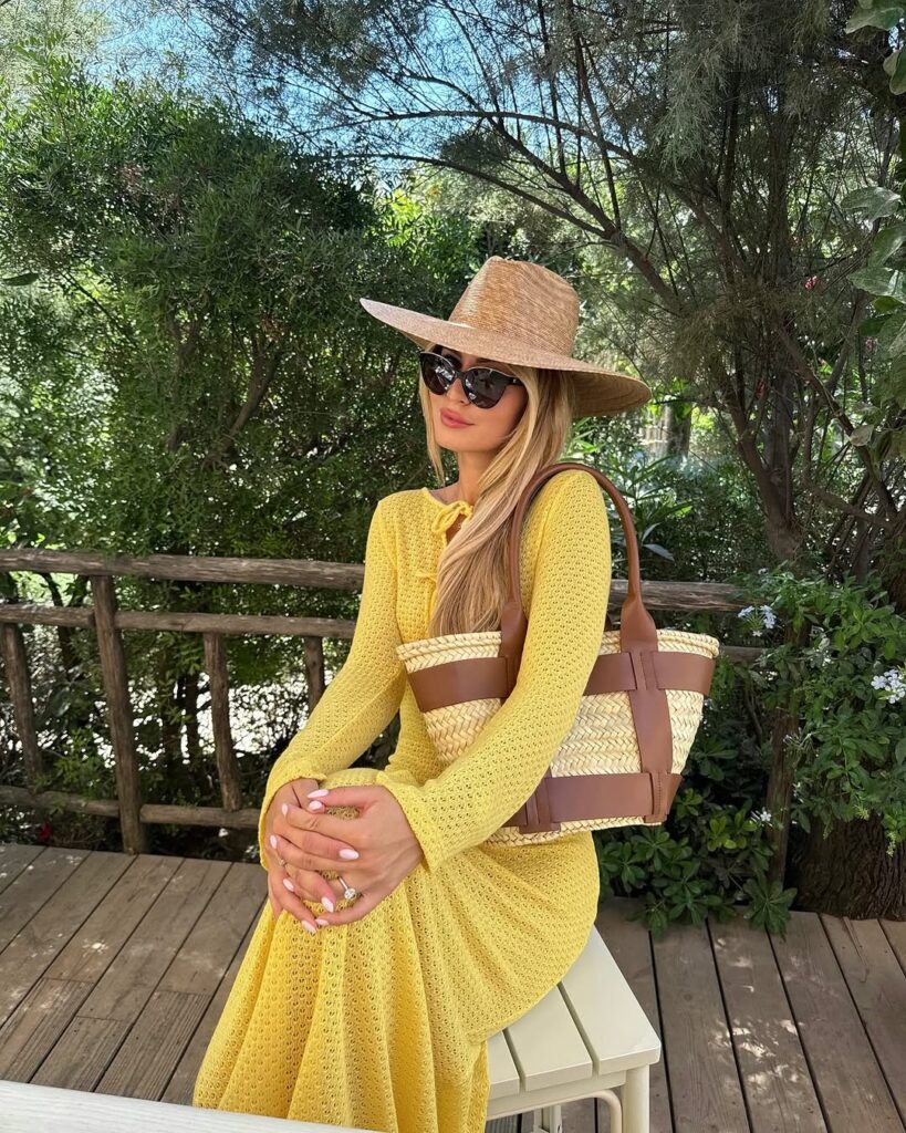 Santorini Greece Outfits